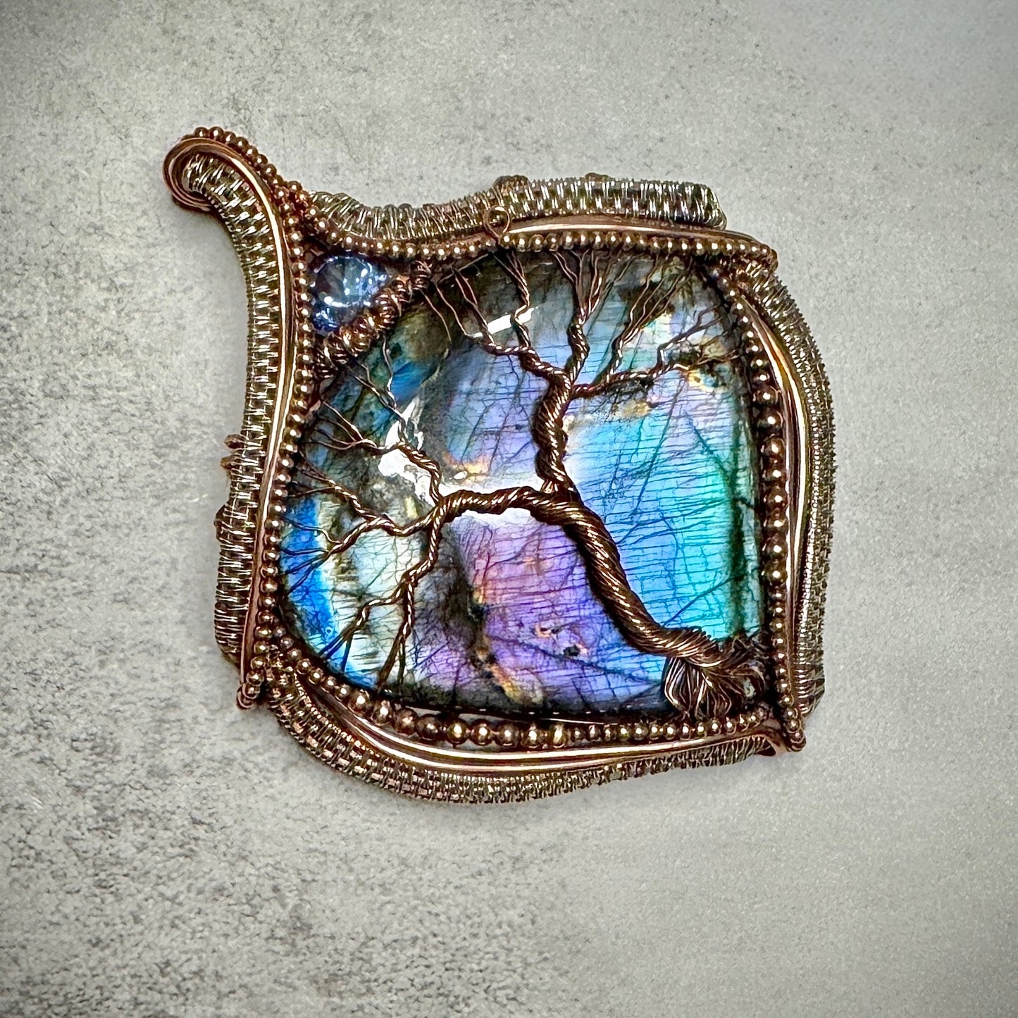 Labradorite statement pendant