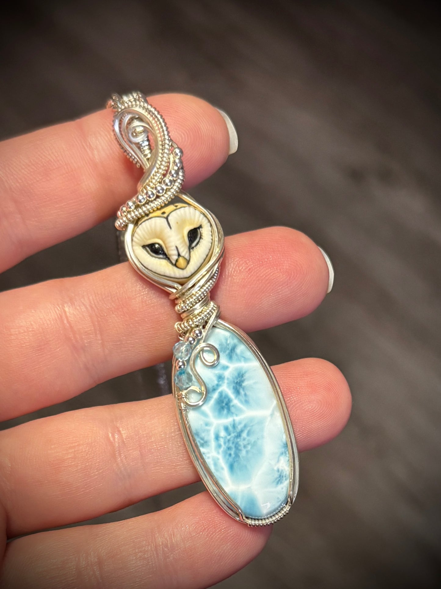 .Owl and Larimar
