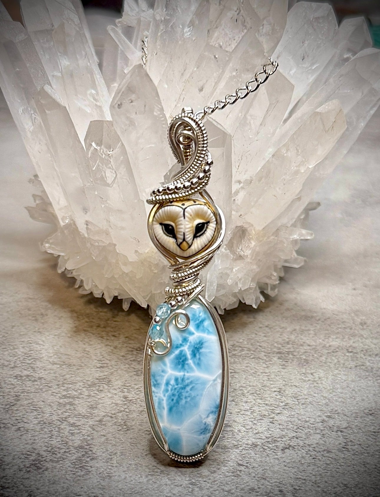 .Owl and Larimar
